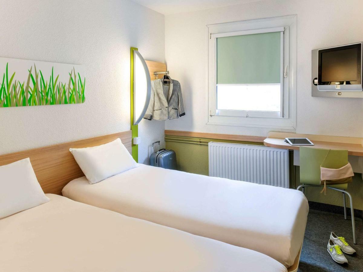 Ibis Budget Châteaudun Екстериор снимка